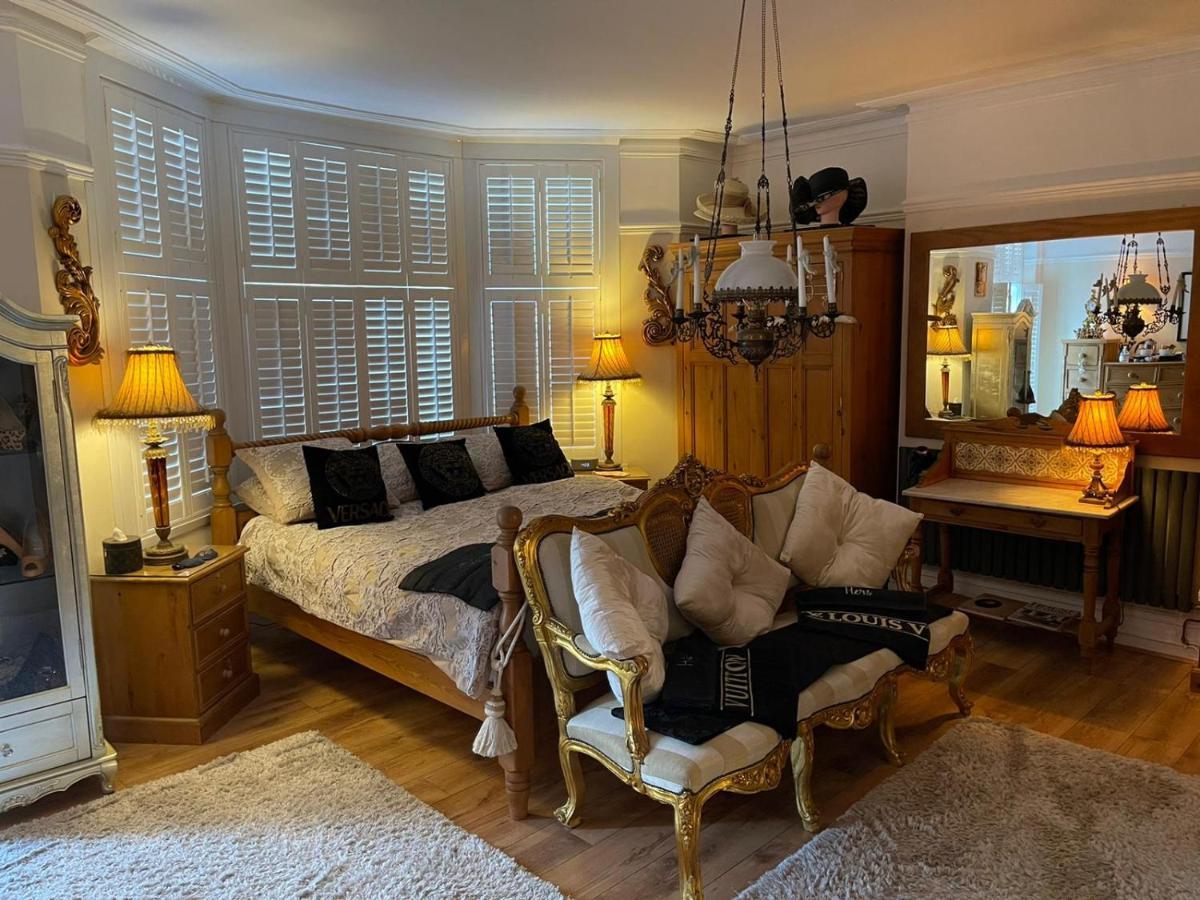 Bed and Breakfast Olivia House à Porthcawl Extérieur photo