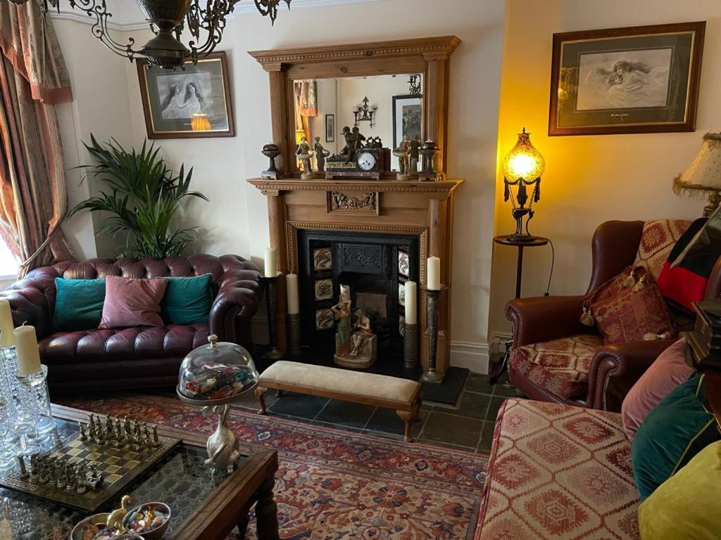 Bed and Breakfast Olivia House à Porthcawl Extérieur photo